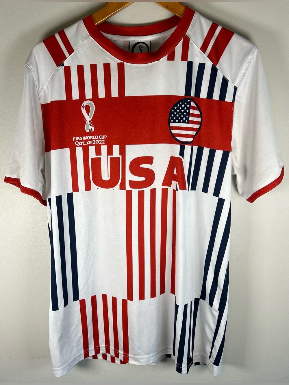 FIFA World Cup Qatar 2022 Soccer Futbol Jersey Size L Football Team USA America